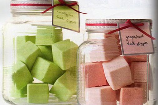 From Shopping to Saving: DIY Christmas Gifts