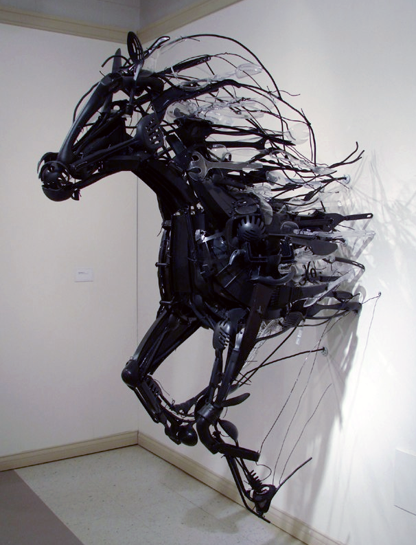 Sayaka Ganz – Emergence (2011) – installation art from discarded plastic