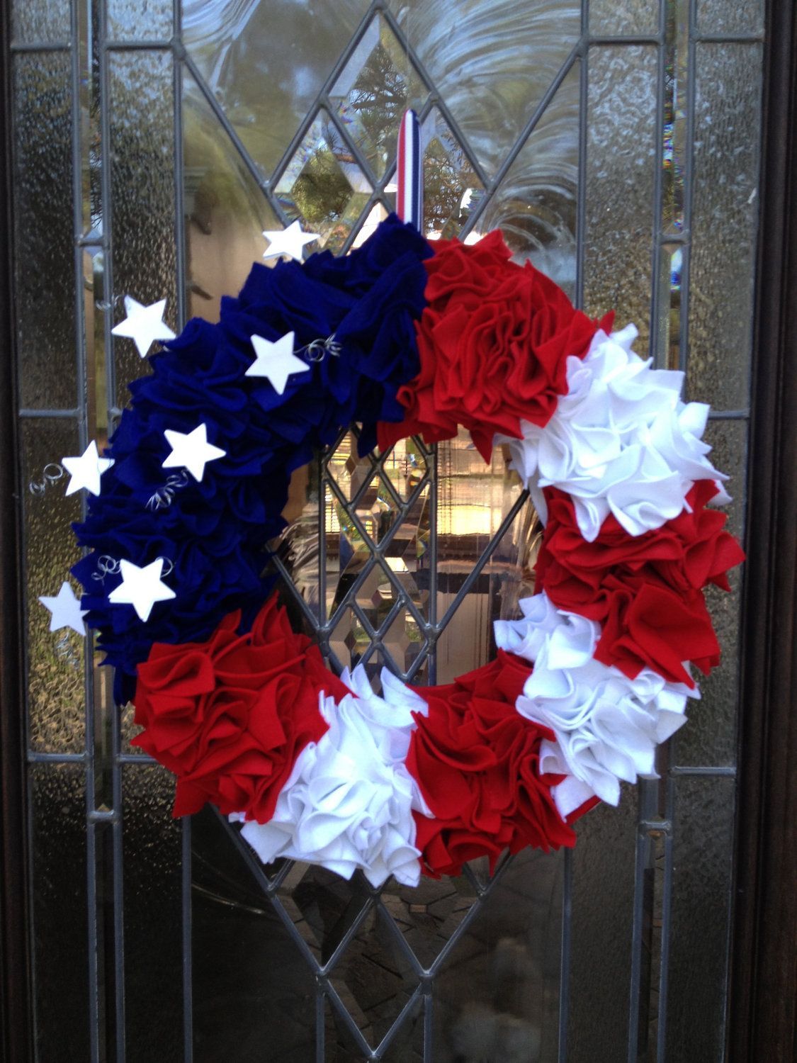 Idea for Patriotic 4th of July Door Wreath 6 felt sheets red & white, 4 felt she