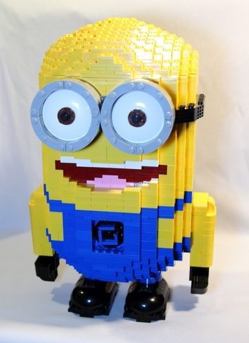 Just love these industrious little guys.  Lego Minion!