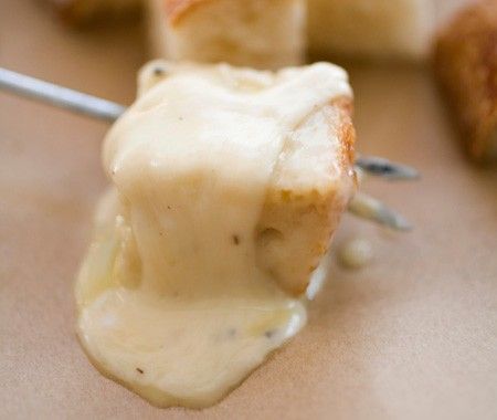 Warm Dipping Brie Recipe – what could be easier.