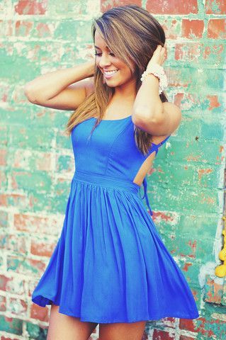 Ahhhhmazin! My goal is to find a dress like this before summer ends(((: