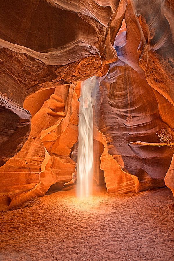 Antelope Slot, Canyon Arizona, USA – A list of 25 beautiful places and things to