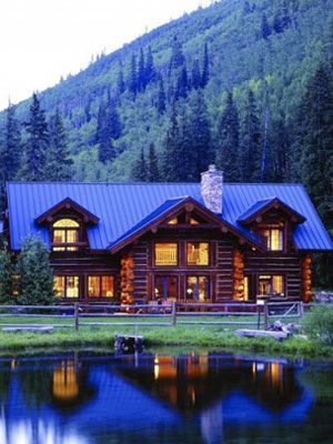 Beautiful cabin in the Colorado mountains…..if this were smaller it would be t