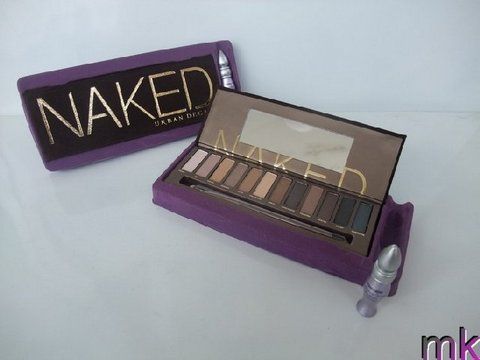Naked Eyeshadow 12 Color whattttt $16?