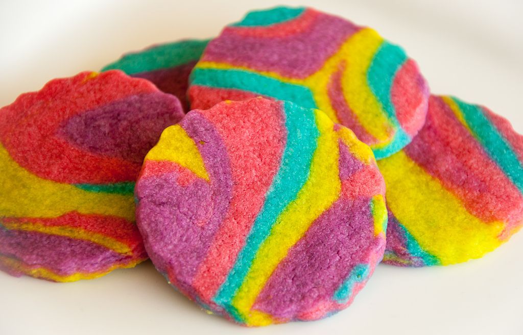 rainbow cookies :) i love sweets!