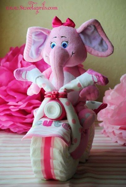 Stuffed animal with a diaper wheel – Baby shower gift idea #babyshower #giftidea