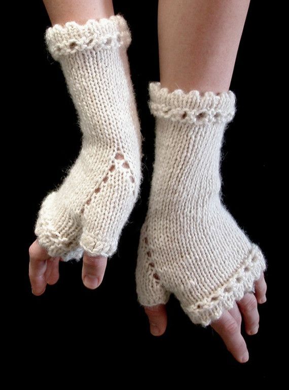 Victorian Gauntlets Knitting Pattern