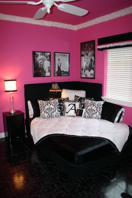 Well idea for dorm, but w/walls painted can work better for a regular girls room