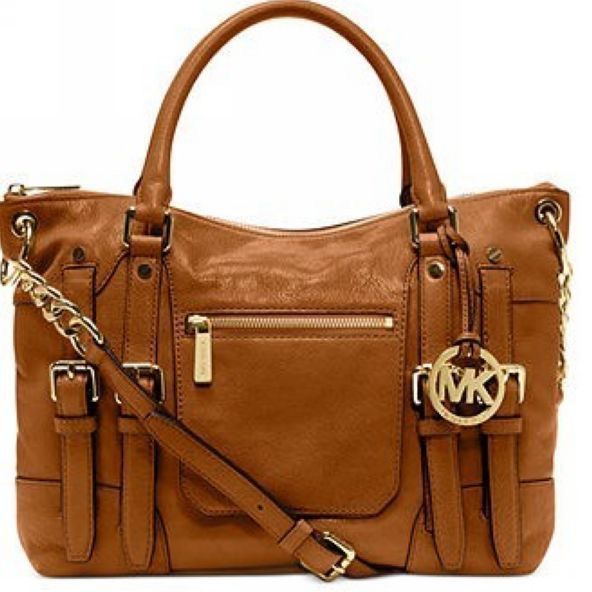 Wow, Worth itCofortable and cheap! Michael Kors Leigh Large Brown Satchels #Fash