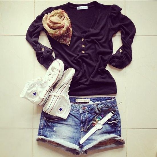 Casual summer outfit converse…shorts, black tee Simplicity
