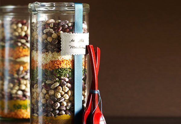 Confetti bean soup in a jar. Great for housewarming, hostess, Christmas or thank
