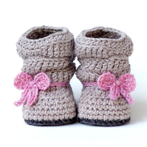 Crochet Patterns Baby Slouch Boot – Mia Boot  – Pattern number 217 Instant Downl