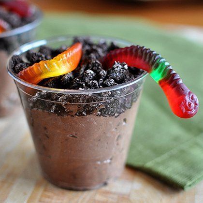 Delicious Dirt Cup Desserts. I used to love these when I was little.