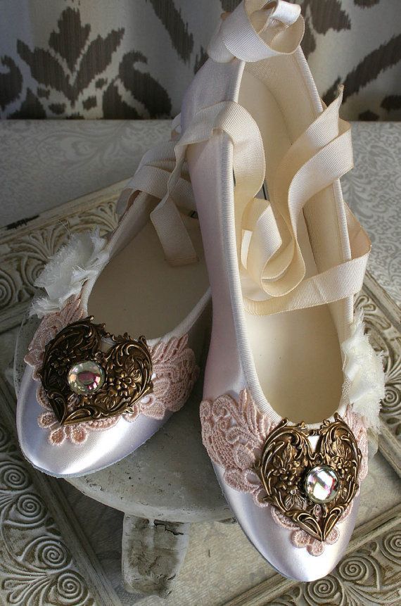 @Echo Brooks Peterson SELINA romantic Victorian wedding shoes #MoissaniteCandyBo