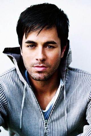 Enrique Iglesias… Somebody help me, I think I might have tripped and started d