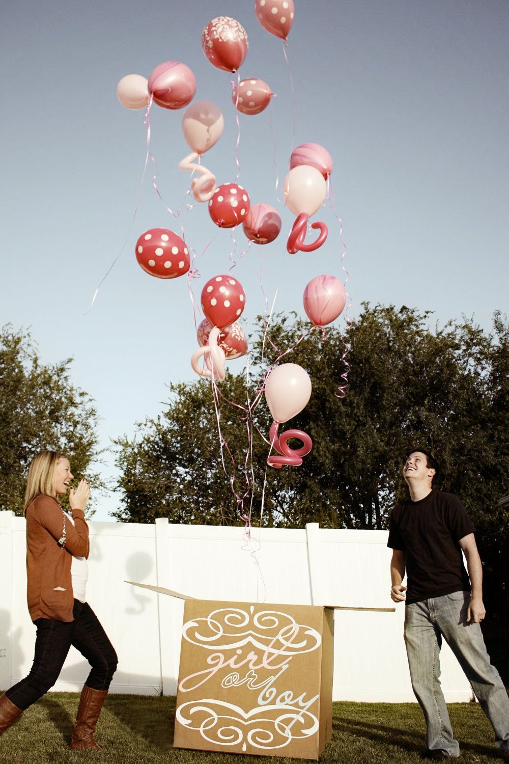 Gender Reveal Box. Love the idea of different shapes of balloons and different s
