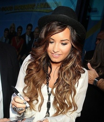 I love this ombre hair color. Its the perfect flow of color and not too choppy.