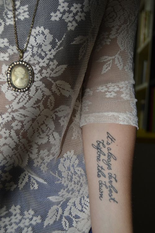 Not only do I want this tattoo… I want to be this girl. Cameo, lace, tattoo.