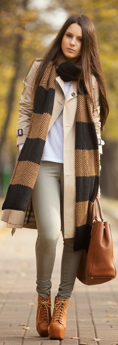 Outfit Of The Day: Long Knitted Scarf