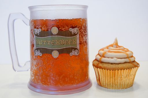 Butterbeer Cupcakes. Literally overly excited to make these and have a Harry Pot