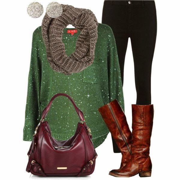 Comfy Love And casual Winter Outfit in greens and browns with leggings and infin