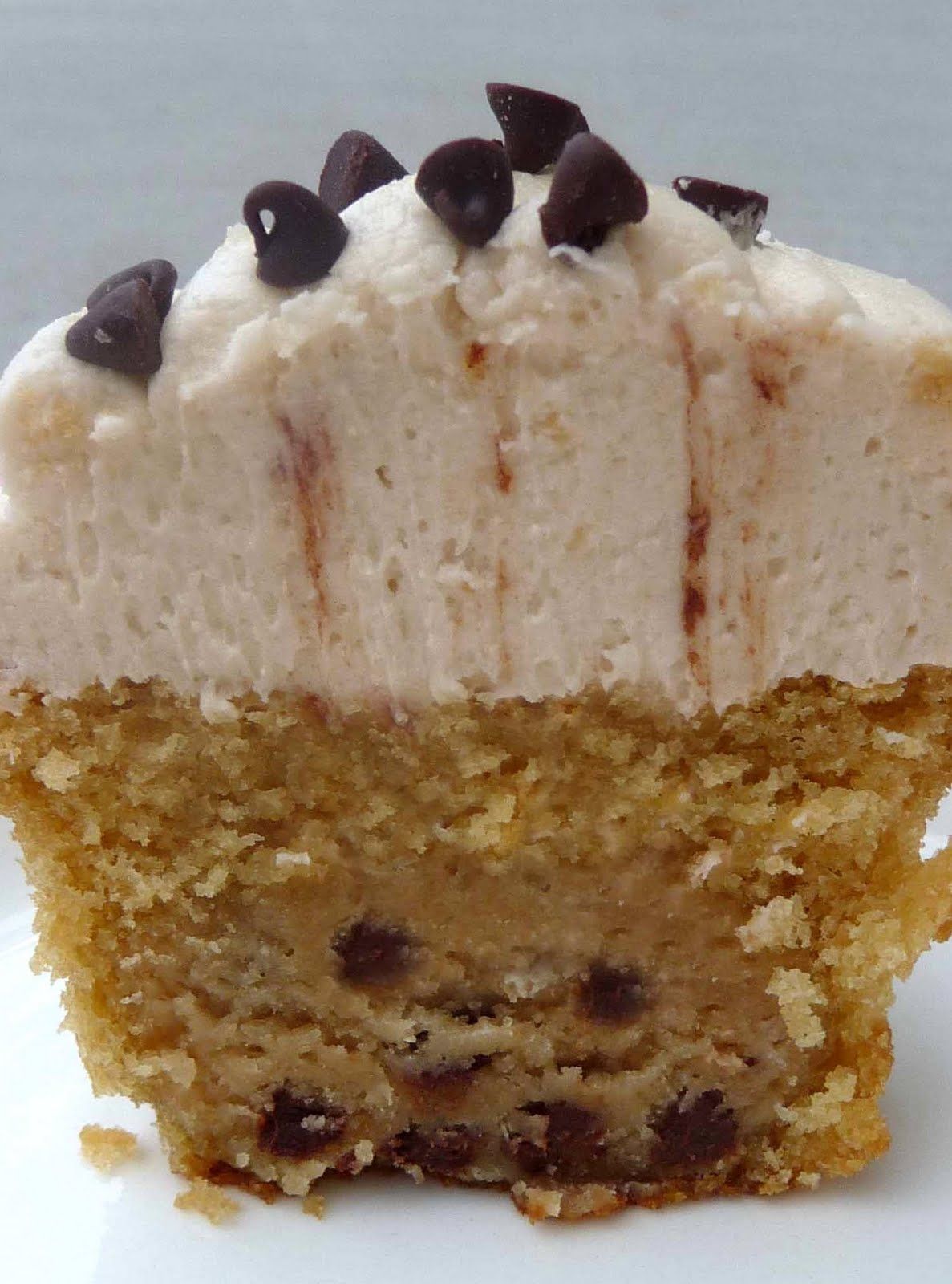Cookie Dough Cupcakes with Cookie Dough Buttercream frosting. Wow, possible cook