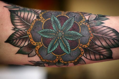 Deep Colors, Flower of life tattoo