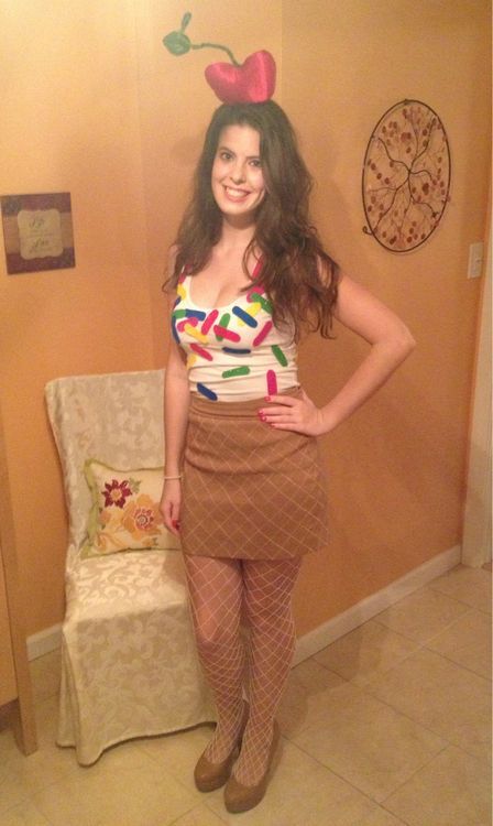 diy halloween costume | Tumblr wish I could pull this off since I work at blue b