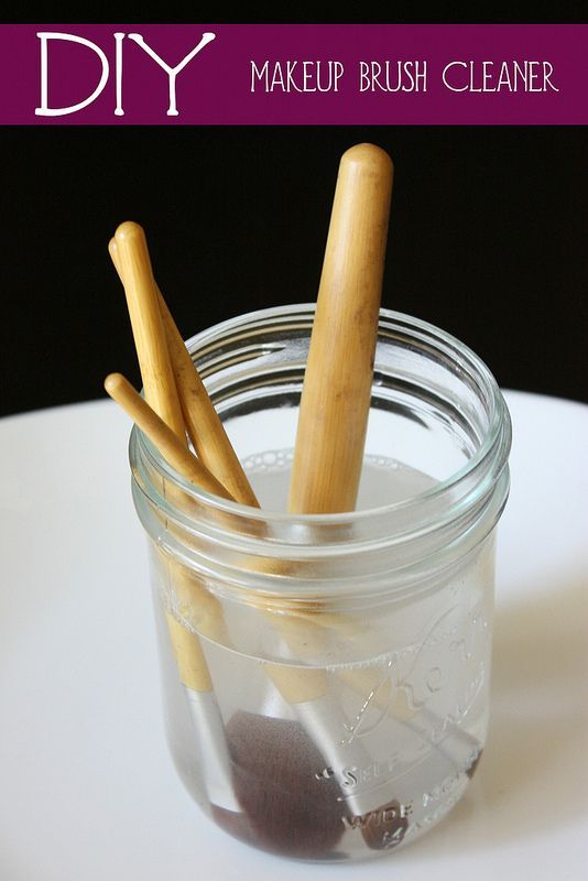 DIY makeup brush cleaner :1. Mix the ingredients together in jar/container of yo