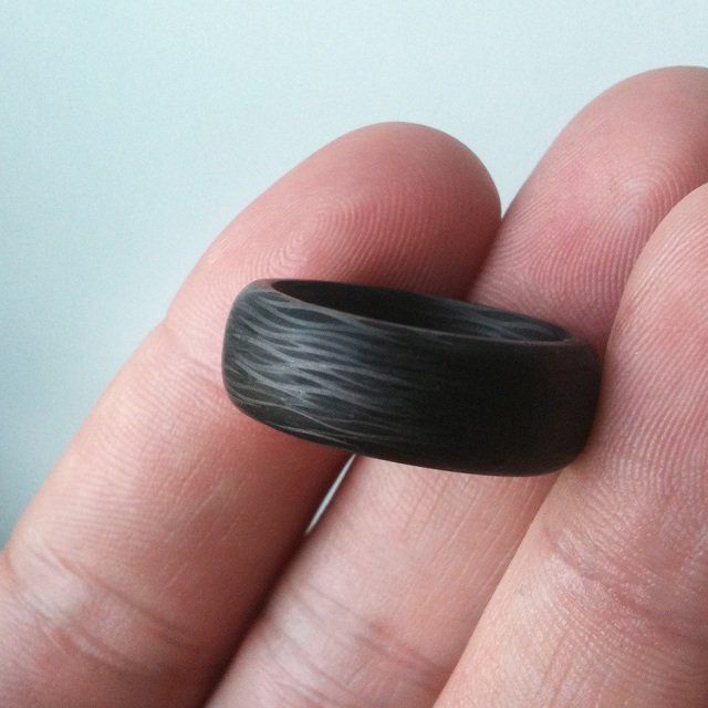 Fancy – Sidecut Solid Carbon Fiber Ring by Black Badger