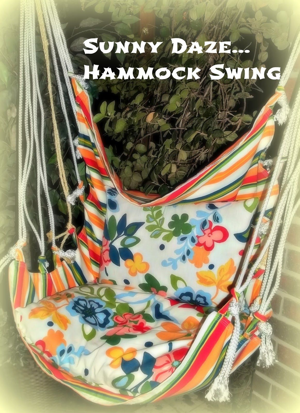 Finally, a DIY hammock swing tutorial! Because the hammock swings I like (Magnol