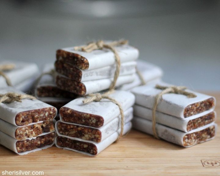Grab N Go! 25 Homemade Protein, Energy, and Granola Bars
