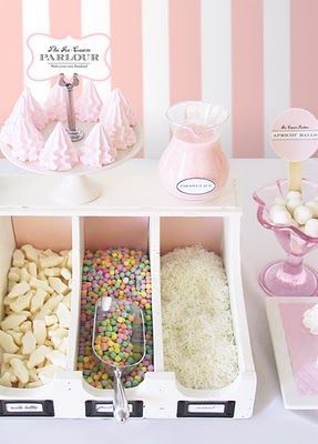I love the file folder boxes to use for toppings! So cute!