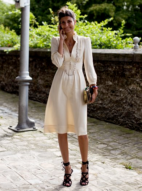 Italian Street Style (in love with this dress –made modern with the shoes…)