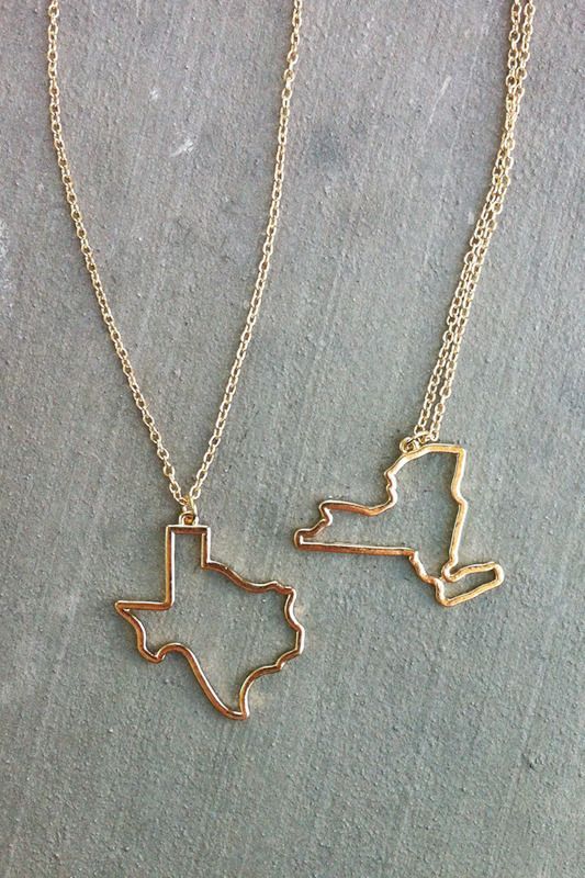 State Necklace… Ive lives so many places! I should get the three states Ive li