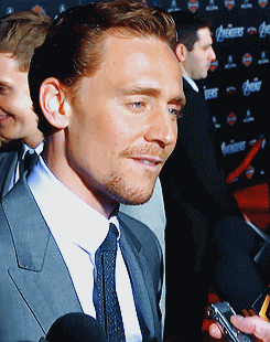thetomhiddlestoneffect: Thomas William…”A Lesson in  Flirting yes please gif s