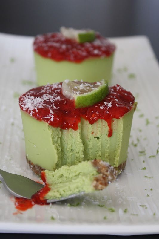 This sound so weird that I want to try it. Sweetly Raw: Avocado Lime Cheesecake.