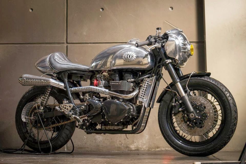 Triumph Thruxton Steampunk Racer ~ Return of the Cafe Racers