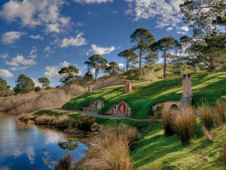 Welcome to Hobbiton in The Shire – Peter Jacksons version of the Lord of the Rin