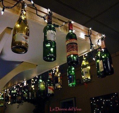 wine bottle crafts | DIY wine bottle crafts / Fun outside wine bottle Christmas