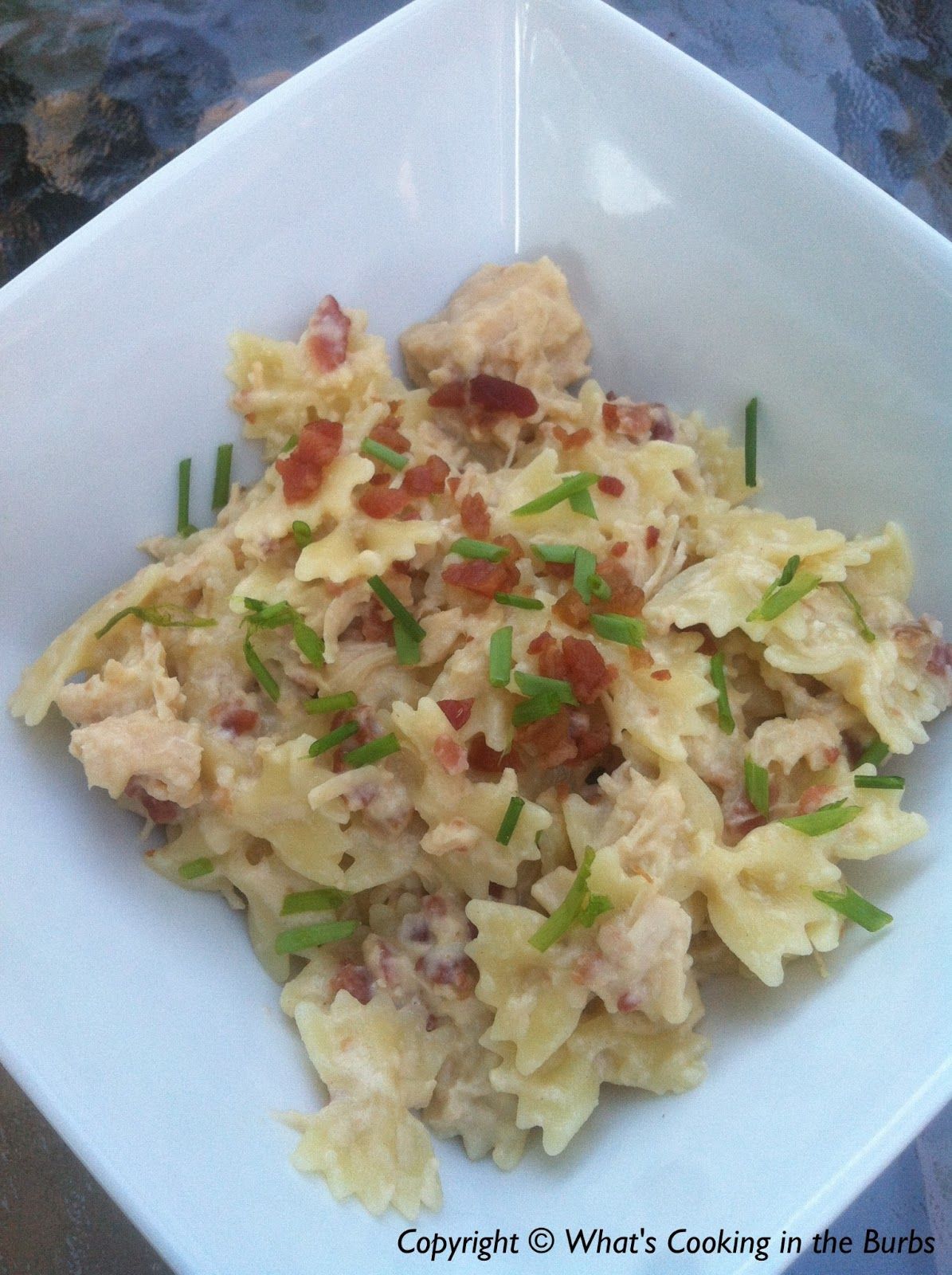 “Creamy Bacon Cheddar Chicken Pasta – 7 Weight Watchers points plus”-pp Quick di
