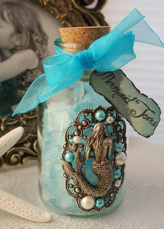diy altered version: fill jar with shells & tie ribbon around it – party favor
