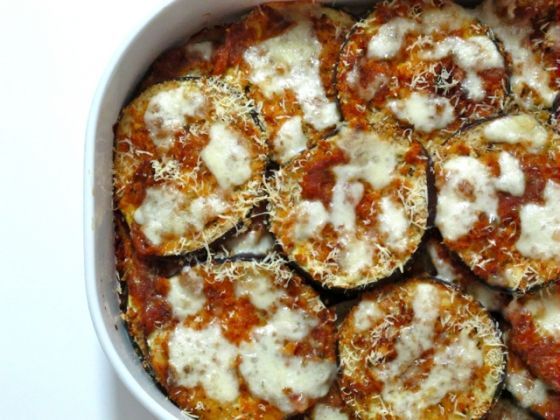 Easy Baked Eggplant Parmesan // This was really easy and quick to make. I only u