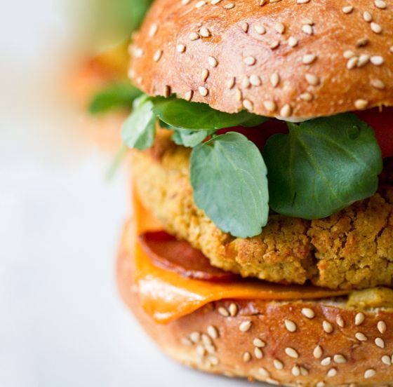 Easy White Bean Veggie Burgers. Yum, I would love to try this even though Im not