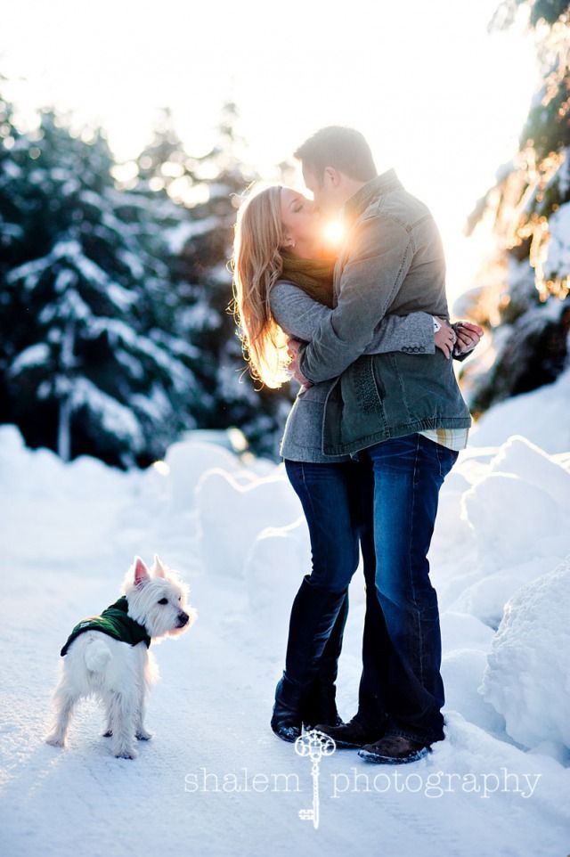 engagement session in the snow… love it…