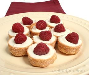 No-Bake Cheesecake Mini-Desserts Recipe – These are so good, I just want to put