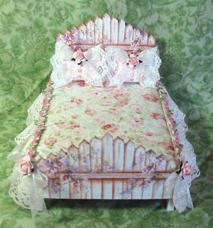 Picket Fence Shabby Chic Bed by Tolefairy.  Its snot a picket fence around the y