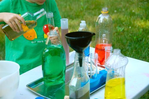 Potion Lab – I would have had a blast doing this as a kid! #preschool activites