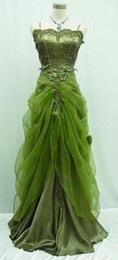 Princess and the Frog wedding dress. Not sure about this shade of green, but lov